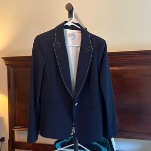 TAHARI NAVY BLAZER NEVER WORN
